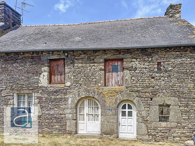 
FOR SALE ? MAURON (56) ? Stone House to Renovate with Land
 for sale for 70,525&euro; in Gard, Languedoc-Roussillon