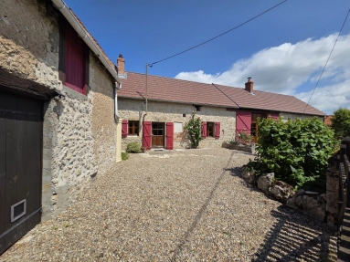 4 Bedroom(s) - 5 Bathroom(s) - 0 m² land for sale in Allier, Auvergne, France - FrenchPropertyPortal.com Lovely natural stone property with two separate houses on a plot of 3,730 m² for sale for 285,000€ in Allier, Auvergne