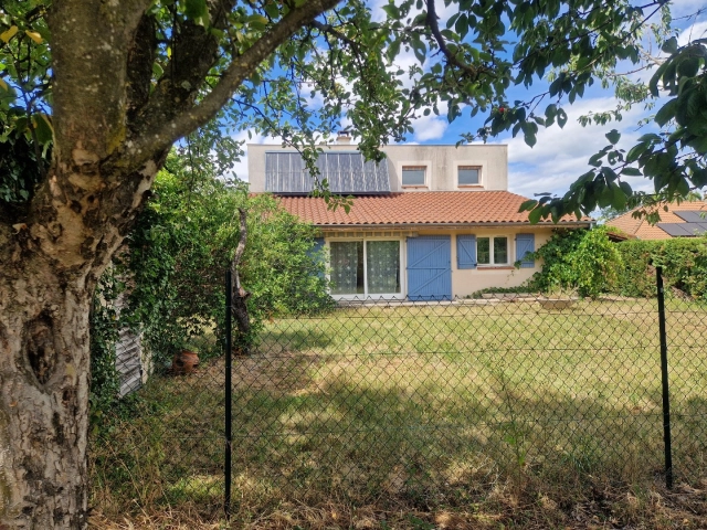Property for Sale for sale for 330,750&euro; in Puy-de-Dôme, Auvergne