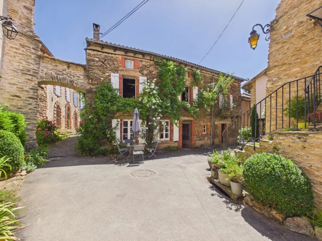 3 Bedroom(s) - 2 Bathroom(s) - 86m² land for sale in Tarn, Midi-Pyrénées, France - FrenchPropertyPortal.com Charming village property with riverside location for sale for 124,200€ in Tarn, Midi-Pyrénées