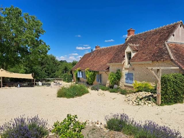 Charming country home with character for sale for 349,800&euro; in Indre, Centre