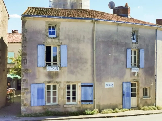 Property for sale in beautiful Vouvant for sale for 183,600&euro; in Vendée, Pays-de-la-Loire