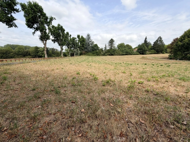0 m² land for sale in Lot, Midi-Pyrénées, France - FrenchPropertyPortal.com Building Plot with CU in countryside setting and walking distance to Cazals Centre for sale for 34,000€ in Lot, Midi-Pyrénées