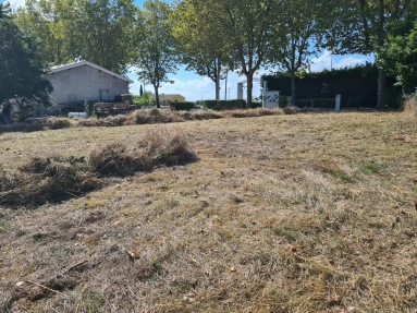 0 m² land for sale in Lot-et-Garonne, Aquitaine, France - FrenchPropertyPortal.com Plot of building land for sale for 26,000€ in Lot-et-Garonne, Aquitaine