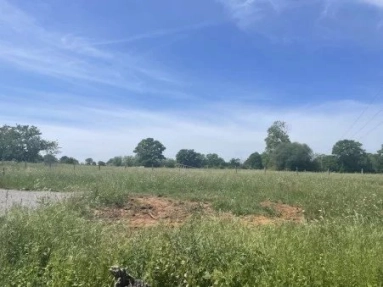 Building plot, services connected, planning in place for sale for 16,000&euro; in Indre, Centre
