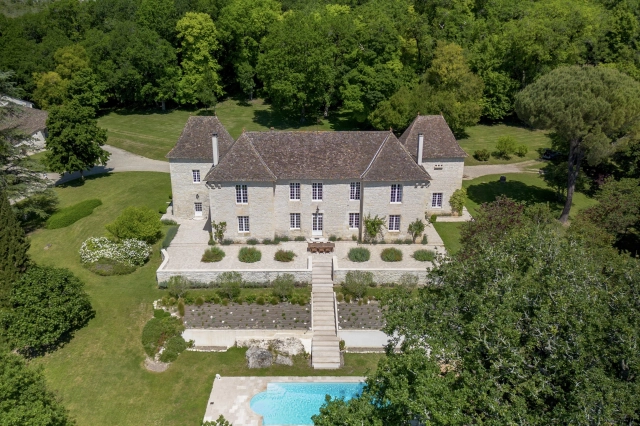 Exceptional Estate with Renovated 18th Century Château, Lake and 38 Hectares – Near Montcuq, Lot, South-West France for sale for 2,499,000&euro; in Lot, Midi-Pyrénées