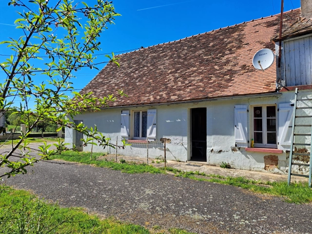Charming home with great potential for sale for 62,000&euro; in Indre, Centre