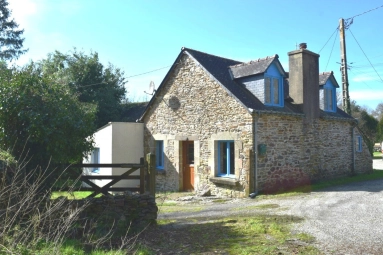 2 Bedroom(s) - 9,865m² land for sale in Morbihan, Brittany, France - FrenchPropertyPortal.com Maison 3 Pièces + Dépendance 56480 Silfiac for sale for 107,625€ in Morbihan, Brittany