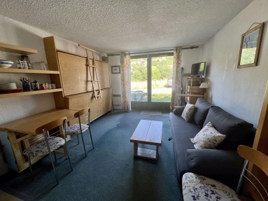 1 Bedroom(s) - 1 Bathroom(s) - 0 m² land for sale in Haute-Savoie, Rhône-Alpes, France - FrenchPropertyPortal.com Ski-in/Ski-out Studio in Les Gets for sale for 185,000€ in Haute-Savoie, Rhône-Alpes