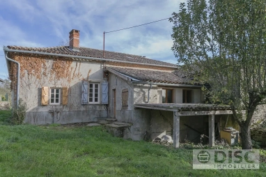 2 Bedroom(s) - 0 m² land for sale in Tarn, Midi-Pyrénées, France - FrenchPropertyPortal.com This pretty stone farmhouse offers significant potential. for sale for 99,000€ in Tarn, Midi-Pyrénées
