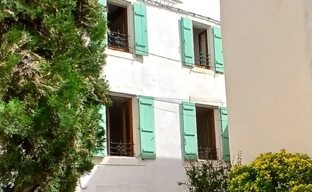 Charming Village House With 2 Bedrooms At Walking Distance From The River And Amenities. Sold Fully Furnished. for sale for 69,120&euro; in Hérault, Languedoc-Roussillon