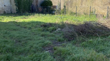 Right In The Centre Of The Village, Very Attractive Serviced Building Plot Of 415 M2 With Planning Permission. for sale for 93,500&euro; in Hérault, Languedoc-Roussillon