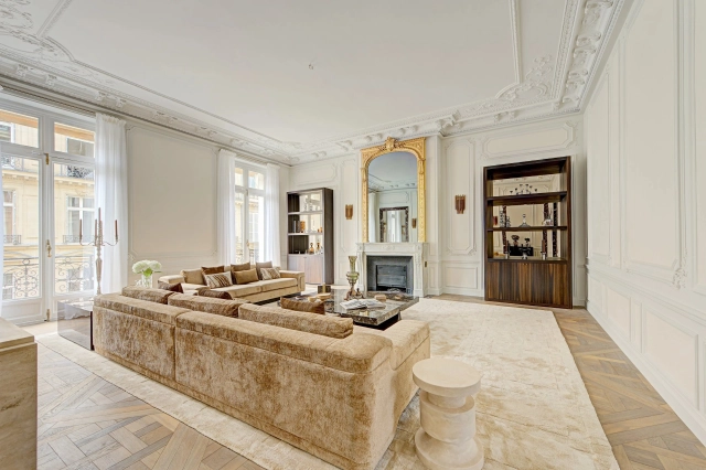 Golden Triangle - Trocadéro (8th - 16th) for sale for 13,550,000&euro; in Paris, Ile-de-France