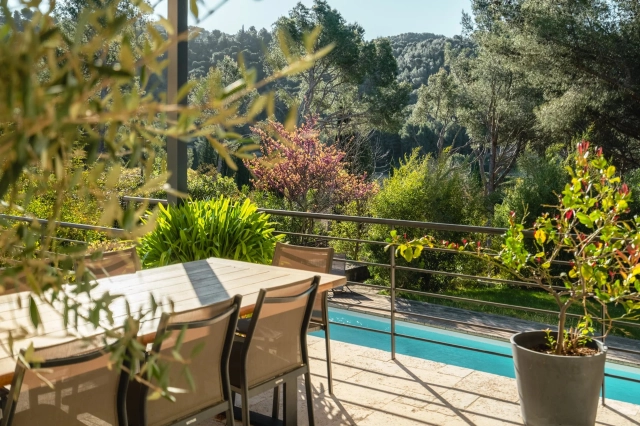 Provence Coast (Cassis to Cavalaire) for sale for 1,790,000&euro; in Calvados, Normandy