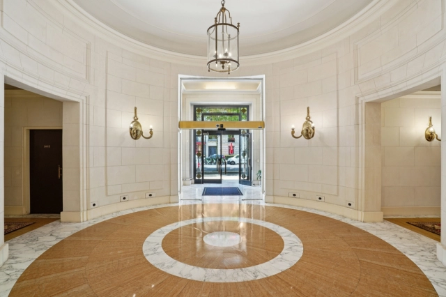 1 Bedroom(s) - 1 Bathroom(s) - 0 m² land for sale in Paris, Ile-de-France, France - FrenchPropertyPortal.com Golden Triangle - Trocadéro (8th - 16th) for sale for 1,450,000€ in Paris, Ile-de-France