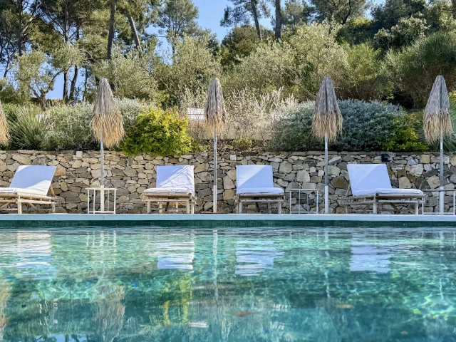 Provence Coast (Cassis to Cavalaire) for sale for 5,500,000&euro; in Calvados, Normandy