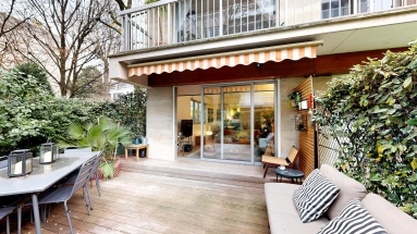 2 Bedroom(s) - 2 Bathroom(s) - 0 m² land for sale in Paris, Ile-de-France, France - FrenchPropertyPortal.com Paris Suburbs for sale for 1,100,000€ in Paris, Ile-de-France