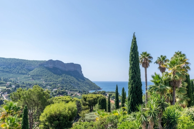 Provence Coast (Cassis to Cavalaire) for sale for 2,590,000&euro; in Calvados, Normandy