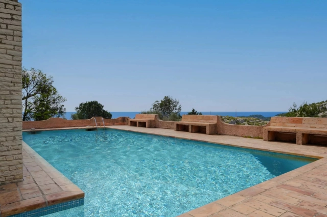 Provence Coast (Cassis to Cavalaire) for sale for 1,580,000&euro; in Calvados, Normandy