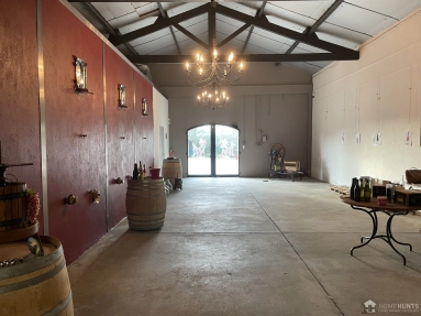 1 Bedroom(s) - 1 Bathroom(s) - 380,000m² land for sale in Gard, Languedoc-Roussillon, France - FrenchPropertyPortal.com Uzes Area for sale for 2,940,000€ in Gard, Languedoc-Roussillon