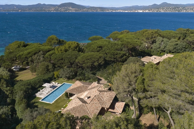 St. Tropez, Grimaud Area for sale for 27,000,000&euro; in Var, Provence-Alpes-Côte-d\'Azur