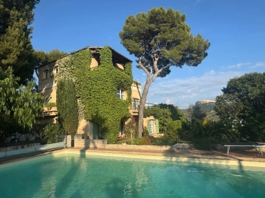 Provence Coast (Cassis to Cavalaire) for sale for 2,580,000&euro; in Calvados, Normandy