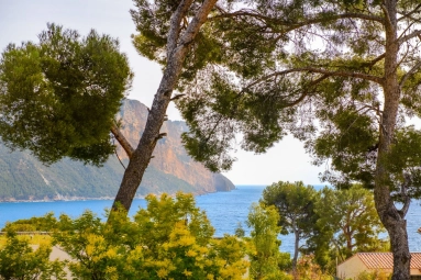 Provence Coast (Cassis to Cavalaire) for sale for 2,900,000&euro; in Calvados, Normandy