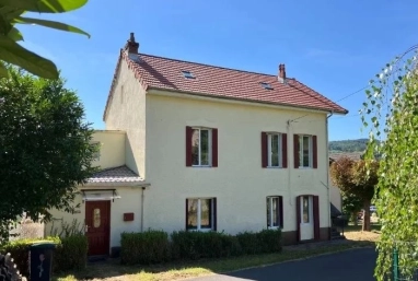 For sale lovely village house in Châteauneuf-les-Bains (63) for sale for 148,500&euro; in Puy-de-Dôme, Auvergne