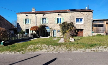 Fully Renovated Characterful Farmhouse – Haute-Saône for sale for 299,000&euro; in Haute-Saône, Franche-Comté