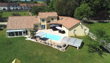 For Sale: Architect Villa with Pool and Views – Haute-Marne for sale for 449,000&euro; in Haute-Marne, Champagne-Ardenne