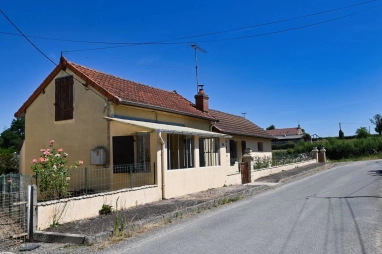 For sale near Cercy-la-Tour: detached house with garage for sale for 55,000&euro; in Nièvre, Burgundy
