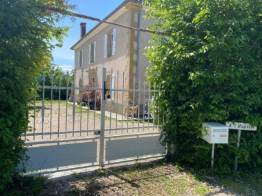 4 Bedroom(s) - 2 Bathroom(s) - 0 m² land for sale in Haute-Garonne, Midi-Pyrénées, France - FrenchPropertyPortal.com Boulogne-sur-Gesse, Haute-Garonne, Midi-Pyrenees for sale for 310,000€ in Haute-Garonne, Midi-Pyrénées