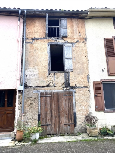 0 m² land for sale in Ariège, Midi-Pyrénées, France - FrenchPropertyPortal.com warehouse storage for sale for 15,000€ in Ariège, Midi-Pyrénées