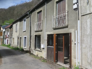 4 Bedroom(s) - 200m² land for sale in Ariège, Midi-Pyrénées, France - FrenchPropertyPortal.com Beautiful renovation project, set of 3 houses for sale for 85,000€ in Ariège, Midi-Pyrénées