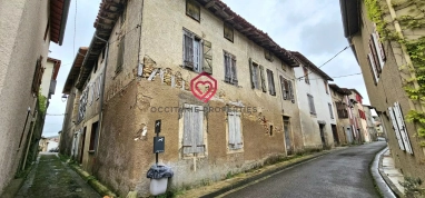 0 m² land for sale in Ariège, Midi-Pyrénées, France - FrenchPropertyPortal.com House to renovate, small budget €28,000 / 350 m² le Mas d'Azil for sale for 27,500€ in Ariège, Midi-Pyrénées