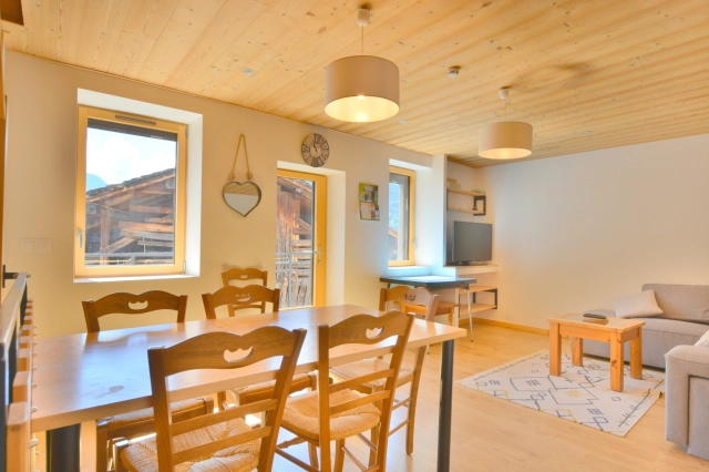 4 Bedroom(s) - 0 m² land for sale in Savoie, Rhône-Alpes, France - FrenchPropertyPortal.com For sale - Village house - Near the 3 Valleys for sale for 400,000€ in Savoie, Rhône-Alpes