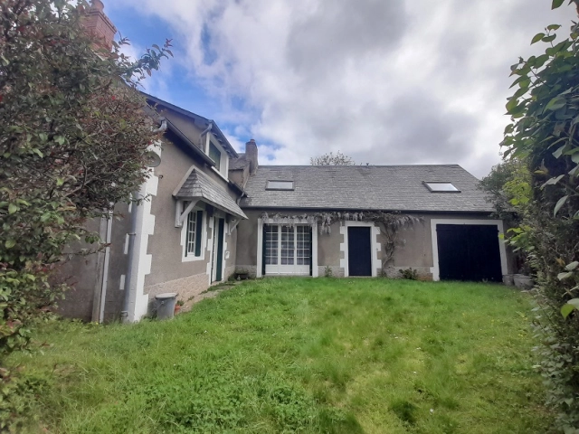 Pure nostalgia in a small village for sale for 64,000&euro; in Nièvre, Burgundy