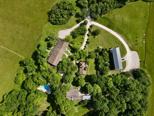 Prestigious estate with 6 gîtes and a restaurant, villeréal for sale for 1,960,000&euro; in Lot-et-Garonne, Aquitaine